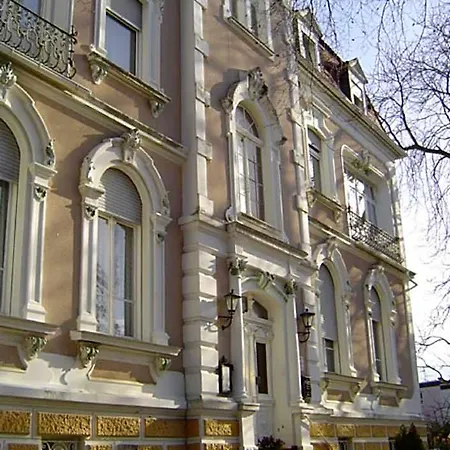 Hotel Waldfriede 2*