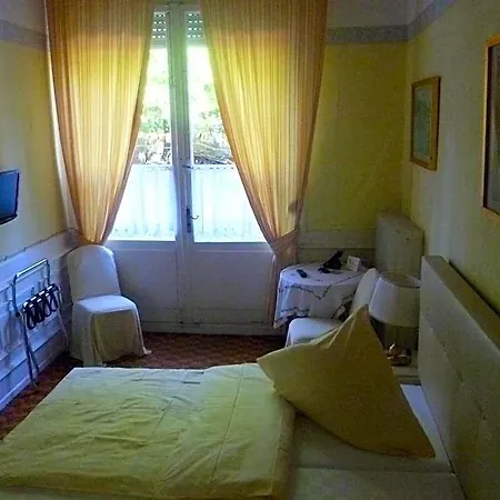 Hotel Waldfriede 2*